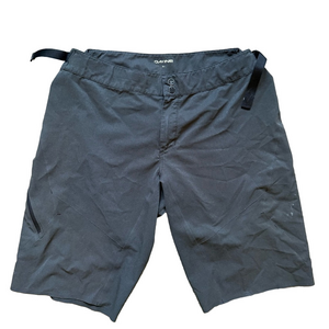 Dakine Men's Charcoal Athletic Shorts Size XL Seamless Adjustable Waisr Flawed